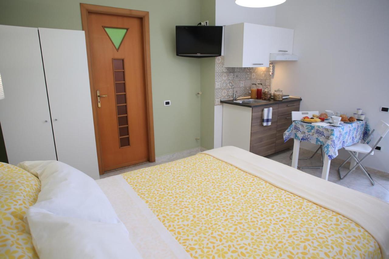 Villa Rosa Pompei Studios Santa Maria La Carita Экстерьер фото